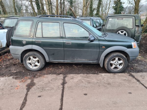 freelander 1 L314 2.0 TCie diesel handgeschakeld 5 deurs bouwjaar 2000 kleur Epsom Green Metallic ( 961 )