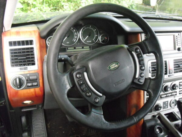 range rover L322 4.4 V8 benzine automaat bouwjaar 2002 kleur Oslo Blue ( 644 ) met leer kleur donker grijs