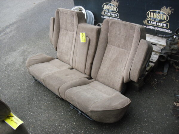 Range Rover Classic Softdash 300 Tdi set voor stoelen en achterbank 1/3 en 2/3 deel bruin/beige stof handbediend LHD met armsteunen