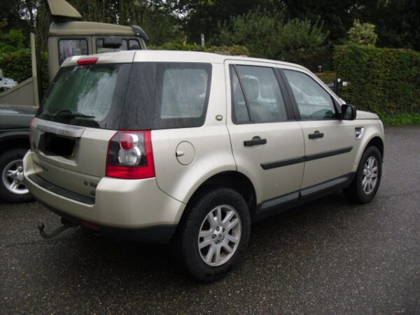 freelander 2 L359 Td4 2.2 diesel automaat kleur Nazca Sand ( 919 ) uit 2009