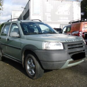 freelander 1 L314 stationwagen 1800 cc hand geschakeld kleur licht groen bouwjaar 2001