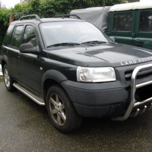 freelander 1 L314 stationwagon 1800 cc benzine , handgeschakeld kleur epson greenmet grijs leren stoelen bouwjaar 2002