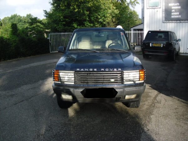 range rover P38 4.6 HSE V8 automaat beige leer uit 1999 lak code 602 Oxford Blue metalic