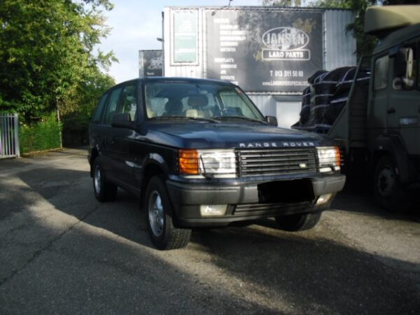 range rover P38 4.6 HSE V8 automaat beige leer uit 1999 lak code 602 Oxford Blue metalic