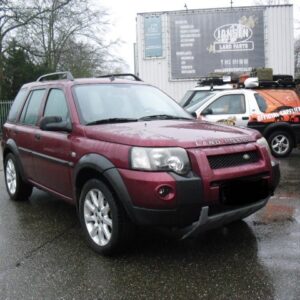 freelander 1 L314 2.5 V6 benzine automaat station wagon uit 2004 met zwart leer kleur rood Alveston Red ( 696 )