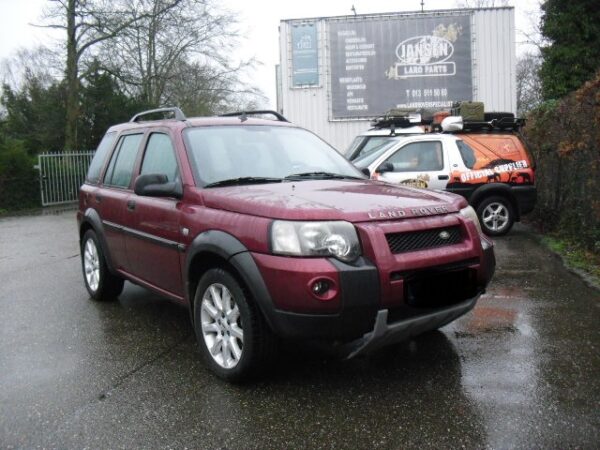 freelander 1 L314 2.5 V6 benzine automaat station wagon uit 2004 met zwart leer kleur rood Alveston Red ( 696 )