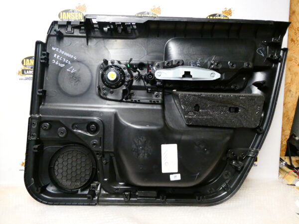 Range Rover L322 deurbekleding (deurkaart) rechts voor zwart VBA500160 LR009602